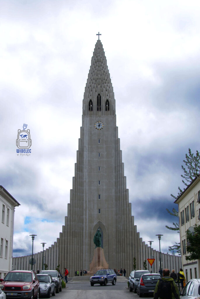Hallgrímskirkja w Reykjavíku – modernistyczny kościół, symbol Islandii, podróże, Ring Road, widelecwplecaku.pl