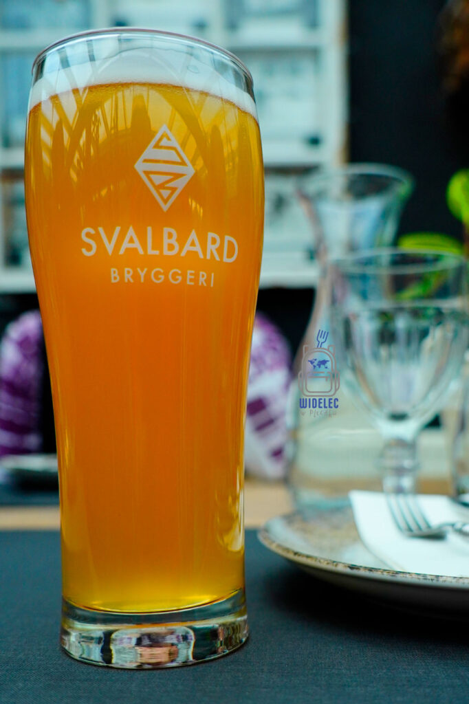 Piwo z browaru Svalbard Bryggeri w Longyearbyen.